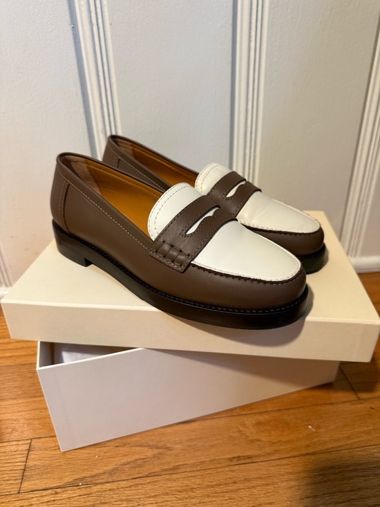 Sezane Shoes - Sezane Brown and White Leather Penny Loafers